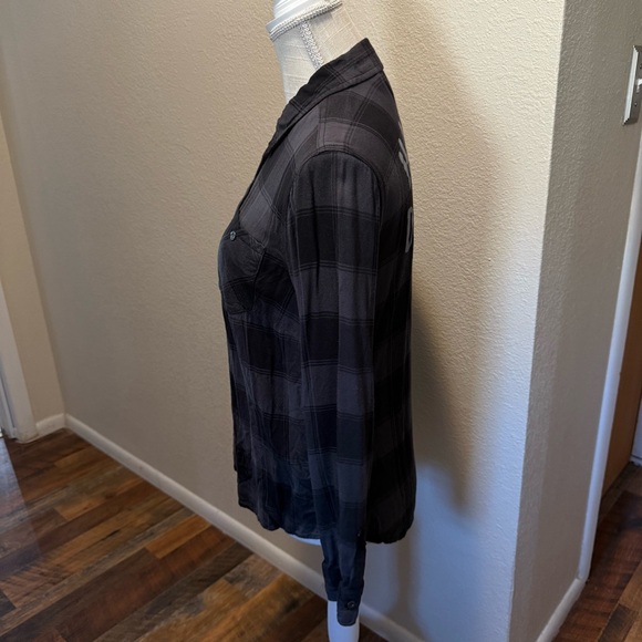 Harley-Davidson Black Plaid Button-Up Shirt - Size Medium - Picture 2 of 15